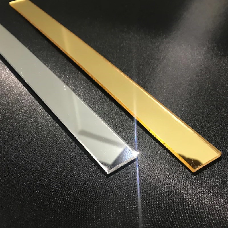 Dekoratif Şerit Gümüş Ayna Pleksi Duvar Süsü 2.5×120cm 5adet ( Yapışkanlı)